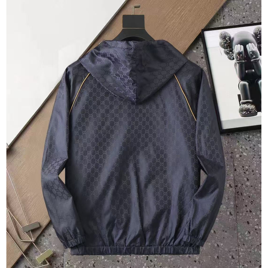 <p>GUCCI 男士夹克外套(800805)</p>