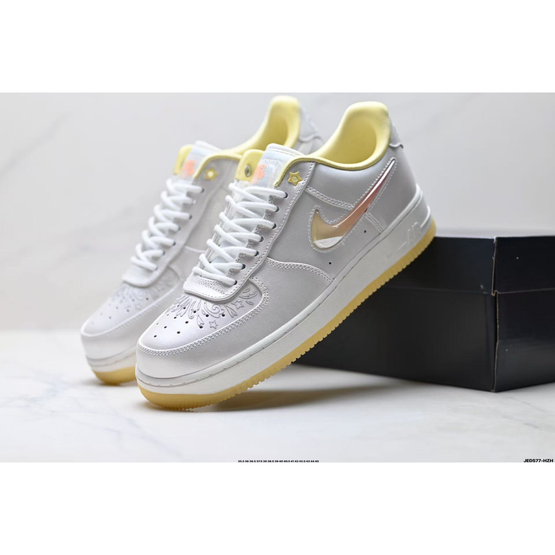 <p>Nike AIR FORCE 1&rsquo;07空军一号低帮百搭休闲运动板鞋</p>