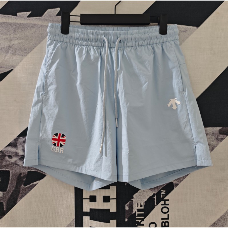 <p>DESCENTE 運動速乾短褲(寶寶藍)</p>