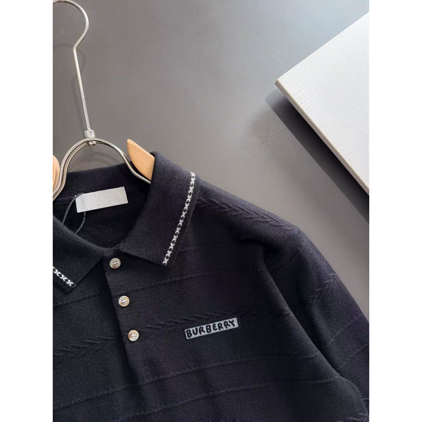 <p>BURBERRY 秋冬官网最新毛衣(黑)</p>