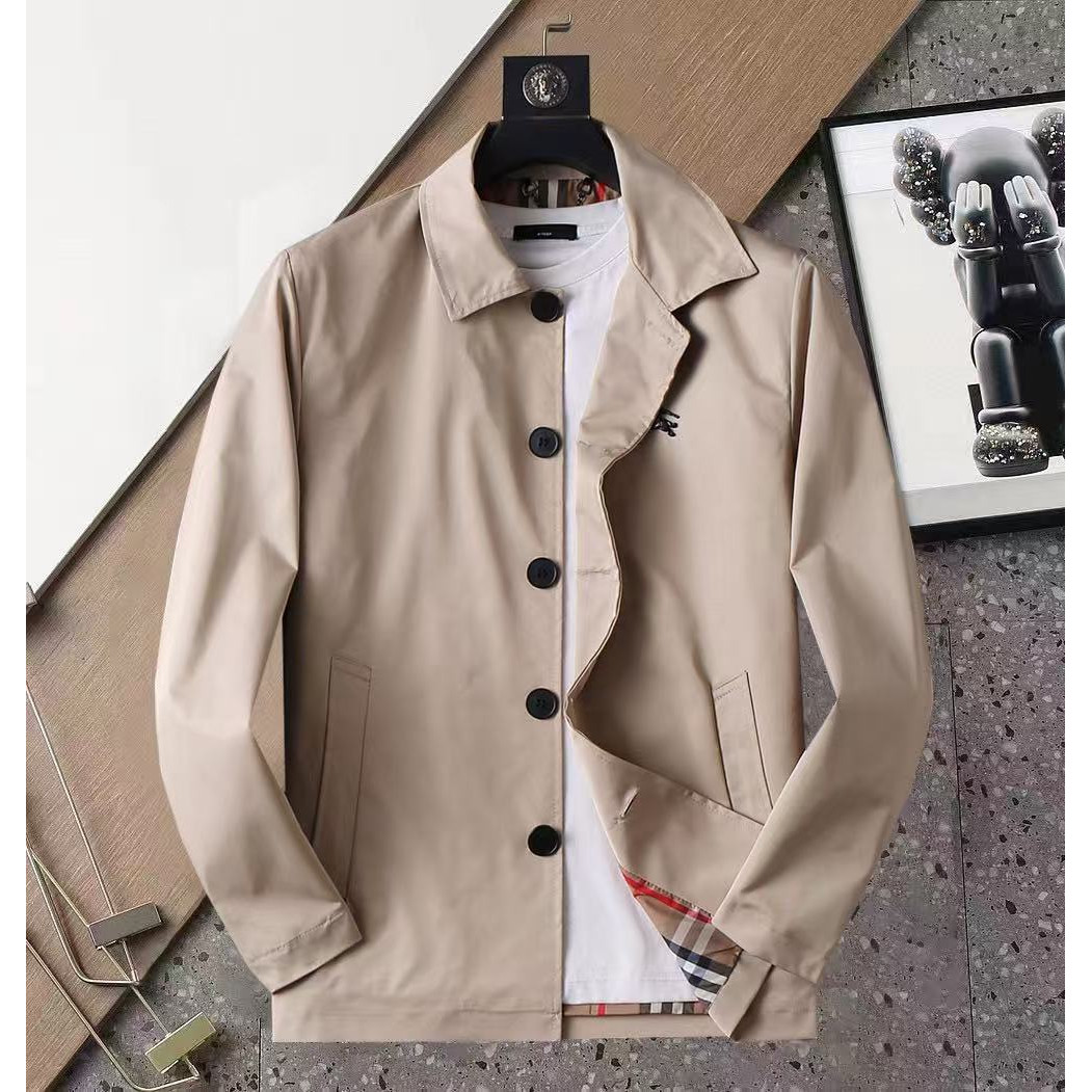<p>BURBERRY 男士夹克外套(卡其)</p>