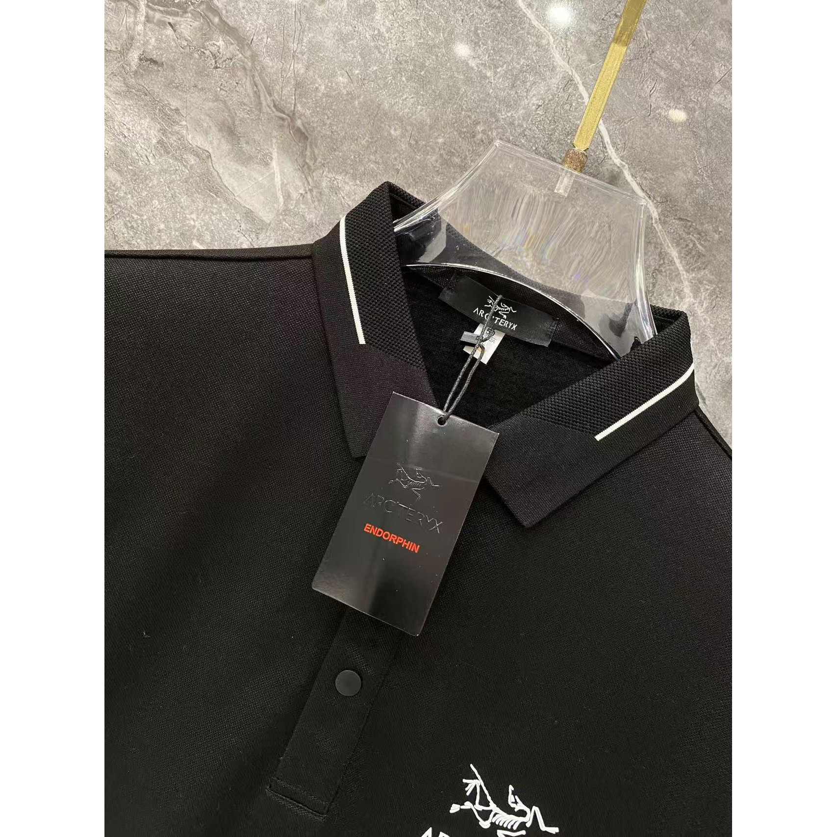 <p>ARC`TERYX 秋冬长袖Polo(783018)</p>