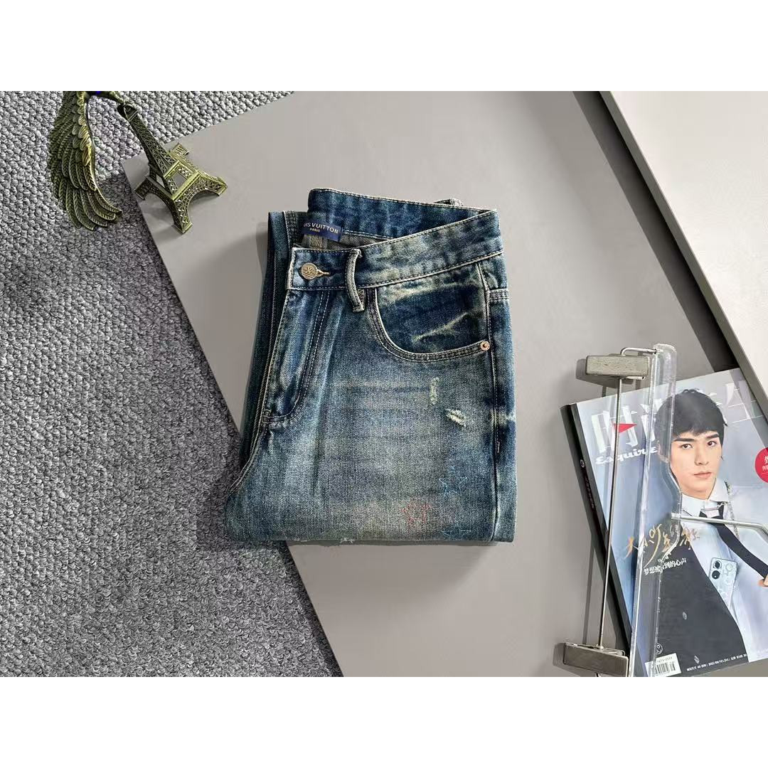 <p>LV 男士款重工直筒弯刀牛仔裤(藍)</p>