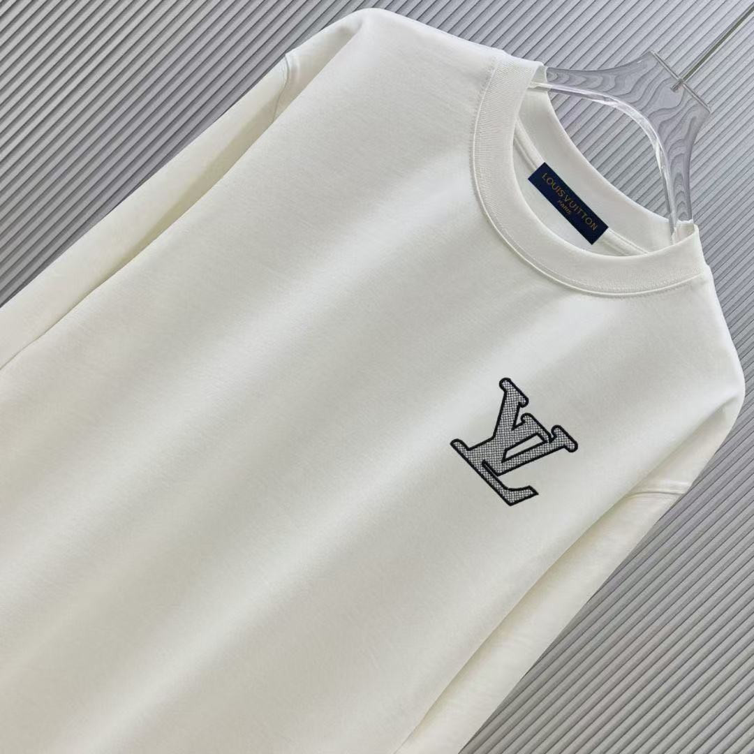 <p>LV 长袖卫衣T恤(白)</p>