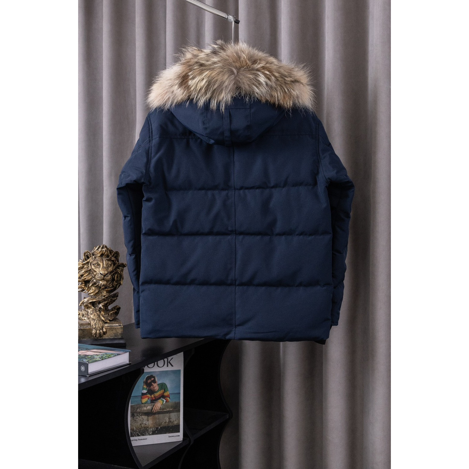 <p>Canada Goose 顶级狼毛Wyndham 2048M &nbsp;29款 系列派克大衣羽绒服(深蓝色)</p>