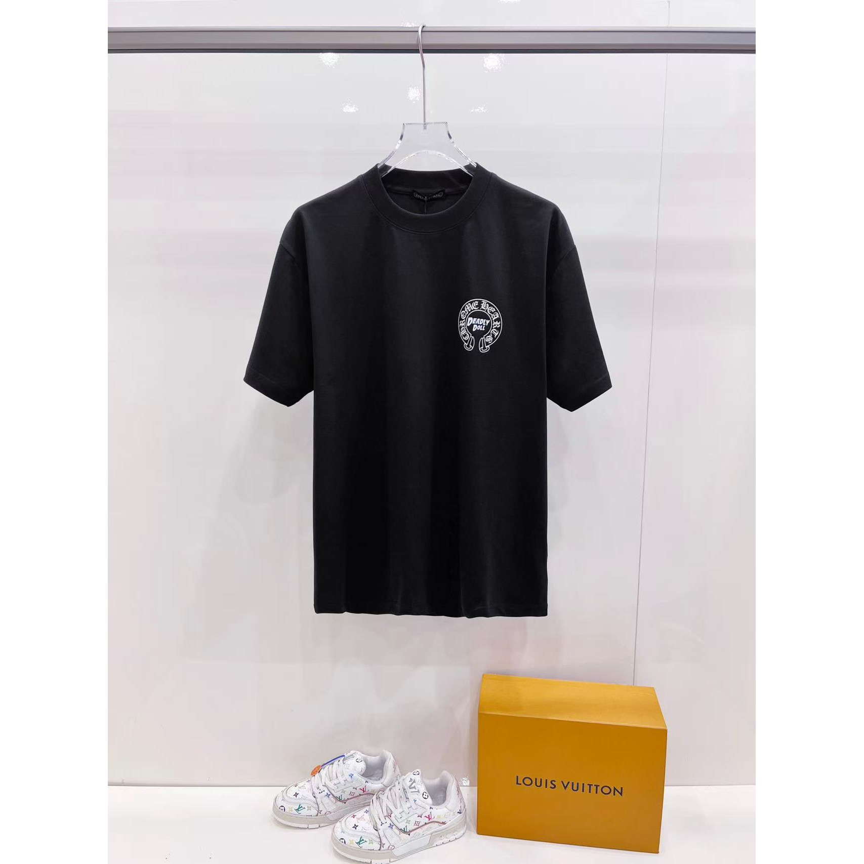 <p>CHROME HEARTS &amp; Deadly Doll 联名短袖(黑)</p>