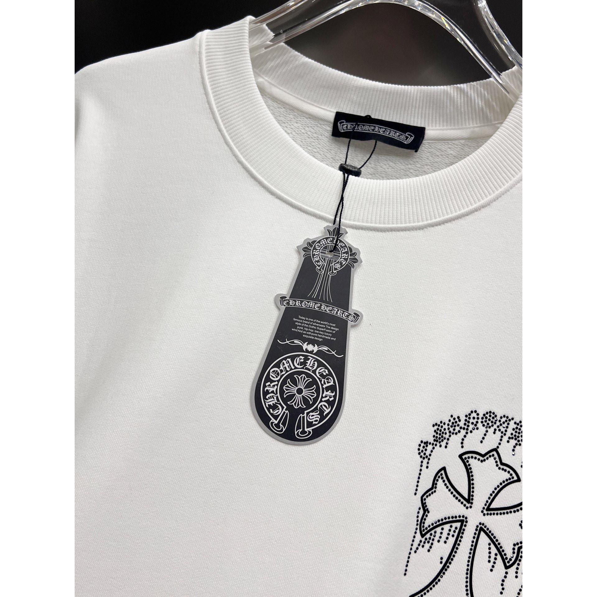 <p>CHROME HEARTS 圆领长袖卫衣(白)</p>