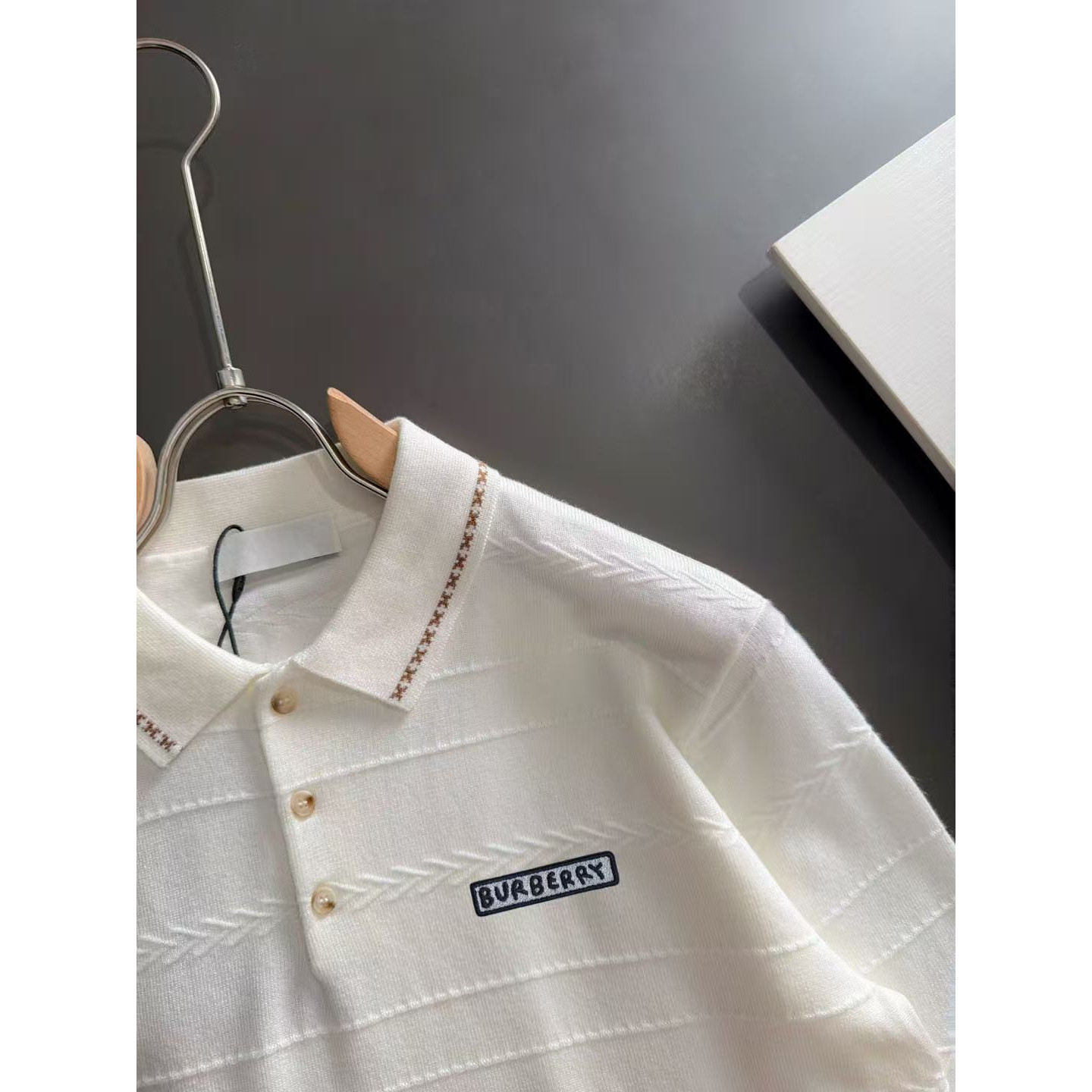 <p>BURBERRY 秋冬官网最新毛衣(米白)</p>