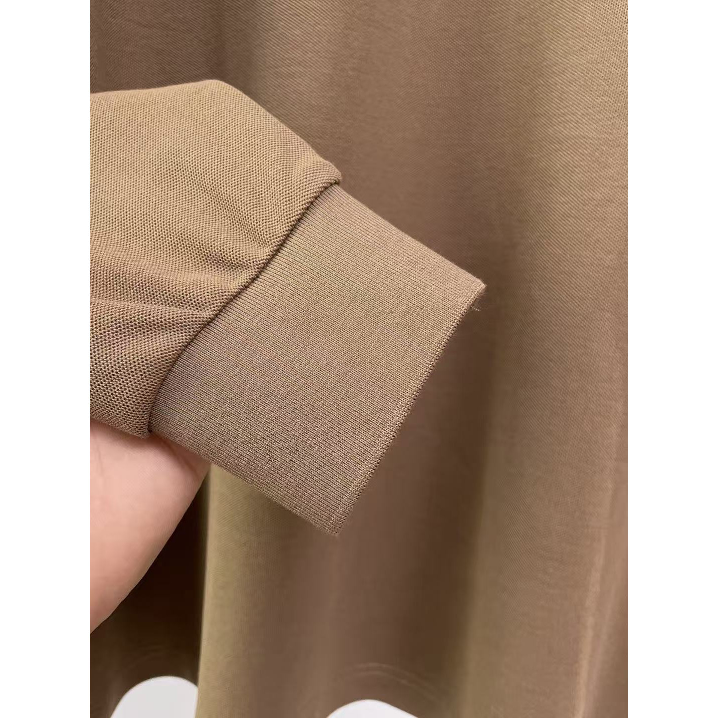 <p>BURBERRY 长袖Polo衫(棕)</p>