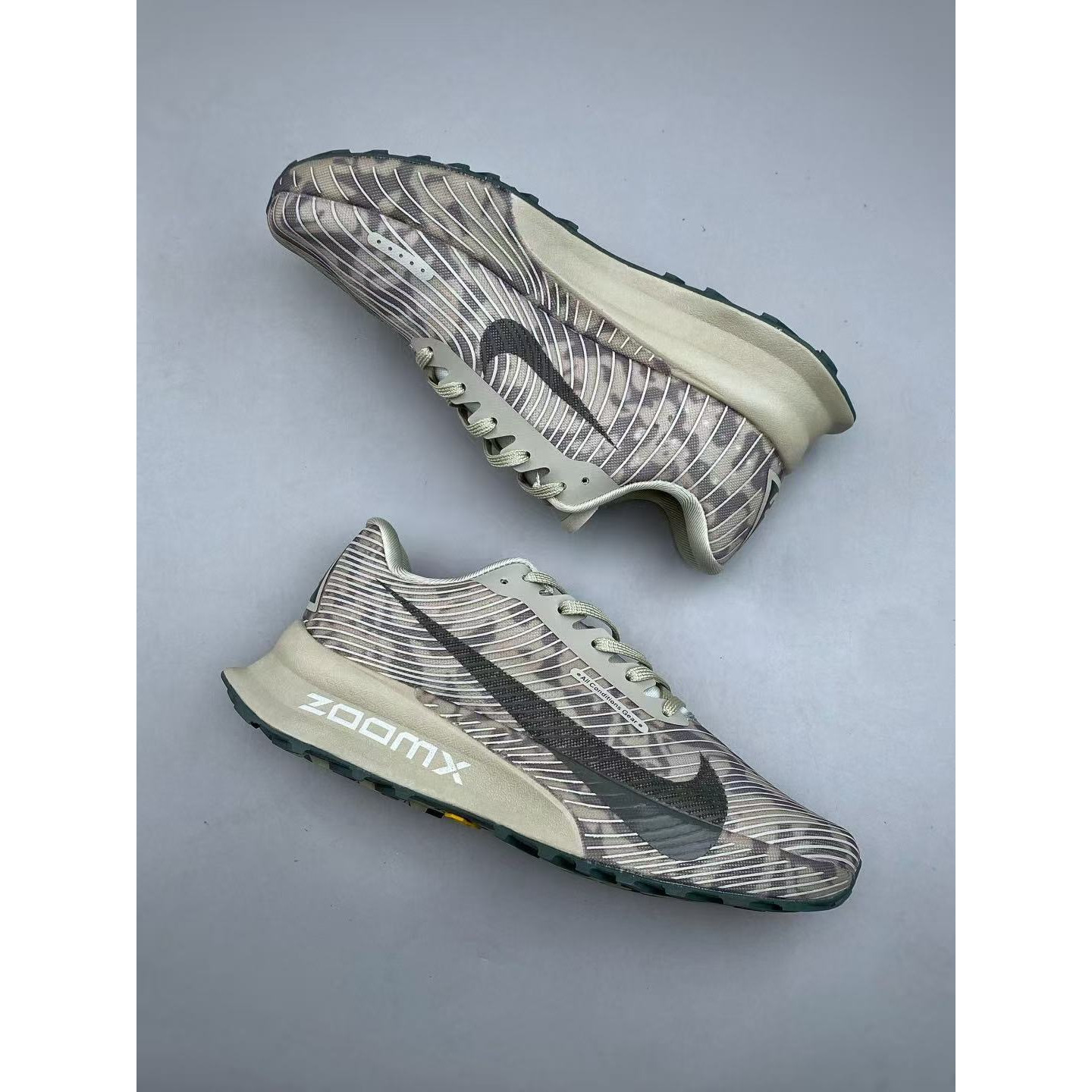 <p>Nike ACG Ultrafly Trail 耐克公路竞速缓震跑步鞋</p>