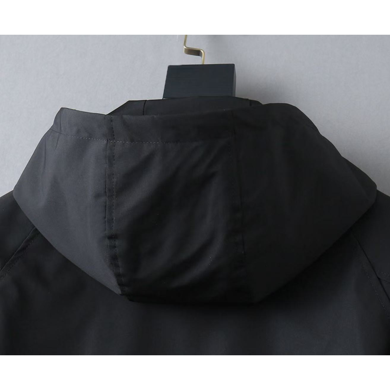 <p>Arc'teryx 男士夹克外套(黑)</p>