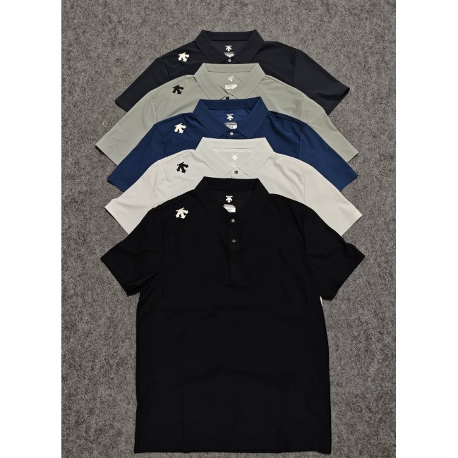 <p>DESCENTE 速乾短袖Polo衫</p>
