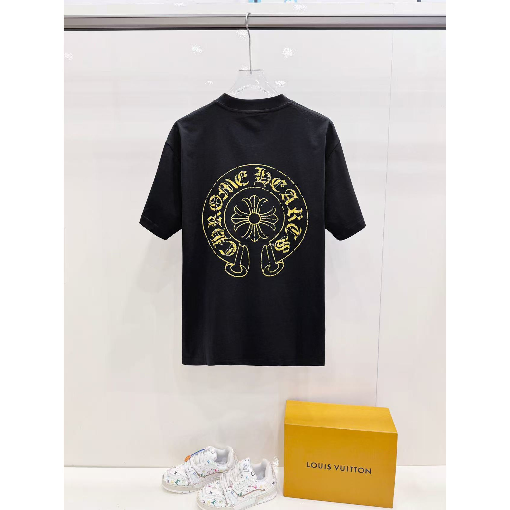 <p>CHROME HEARTS 印花logo短袖T恤(黑)</p>