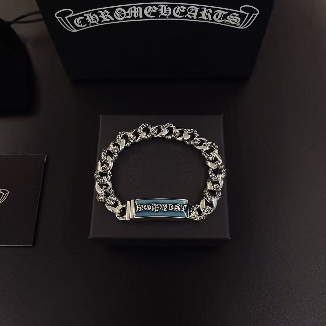 <p>CHROME HEARTS 手鍊</p>