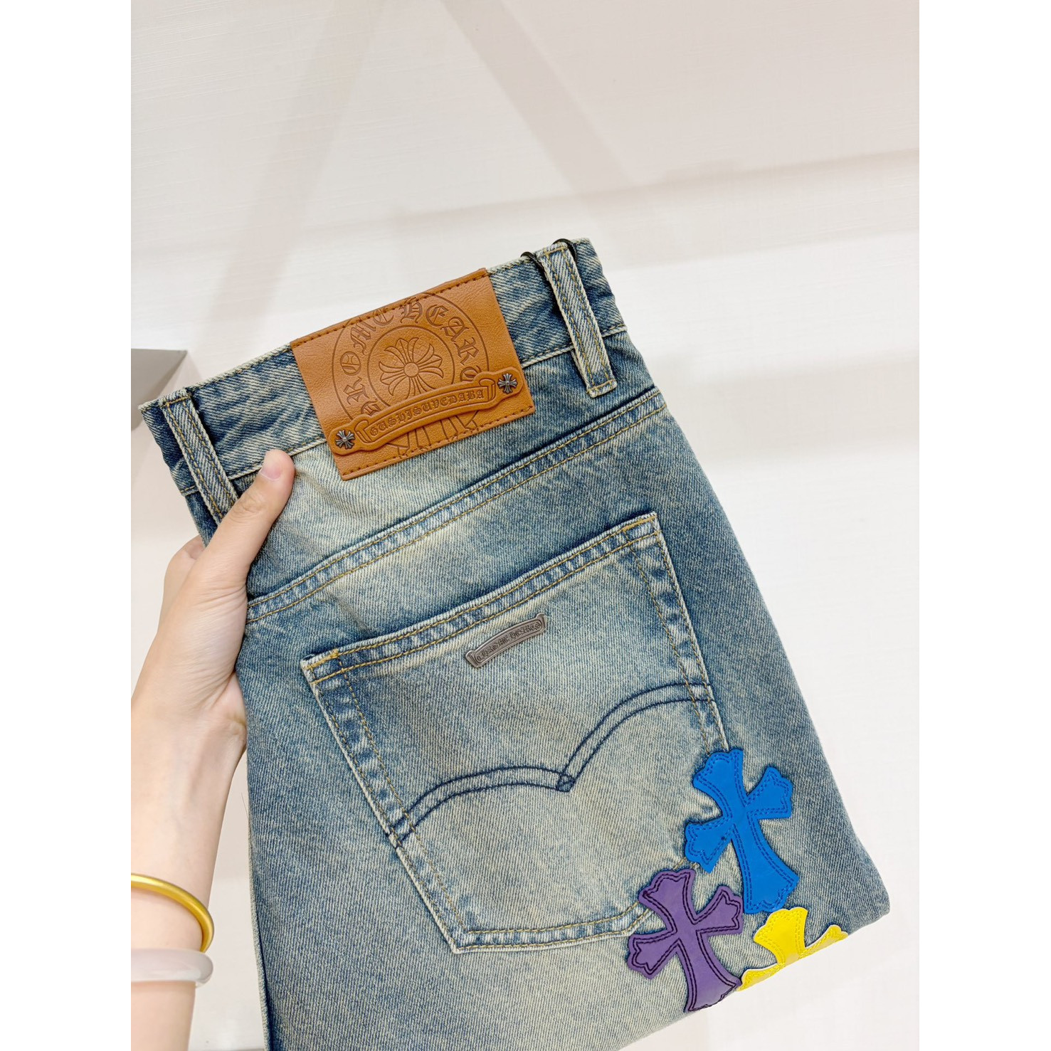 <p>CHROME HEARTS 新款牛仔裤</p>