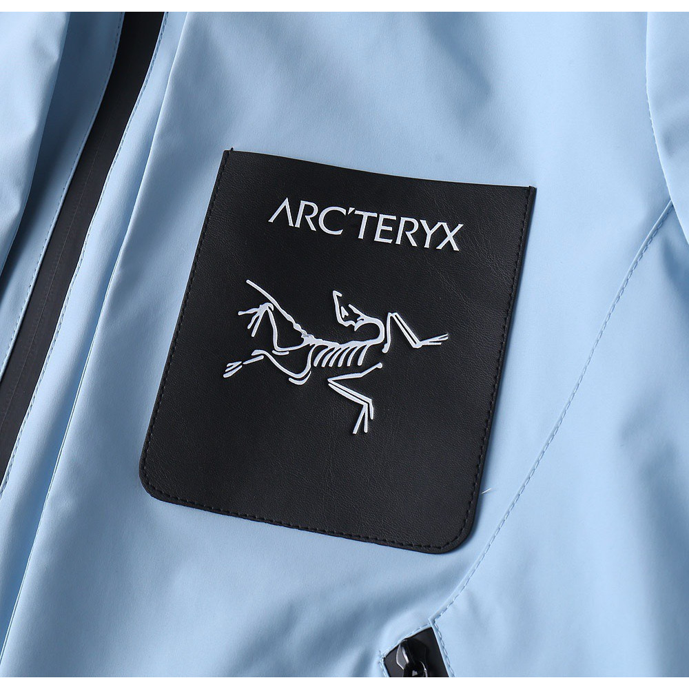 <p>Arc'teryx 新款男士夹克外套</p>