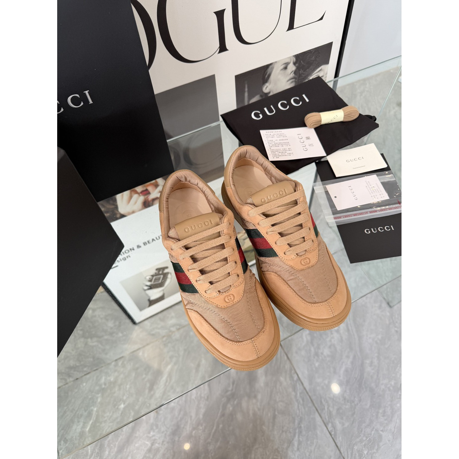 <p>GUCCI 休閒鞋(棕)</p>