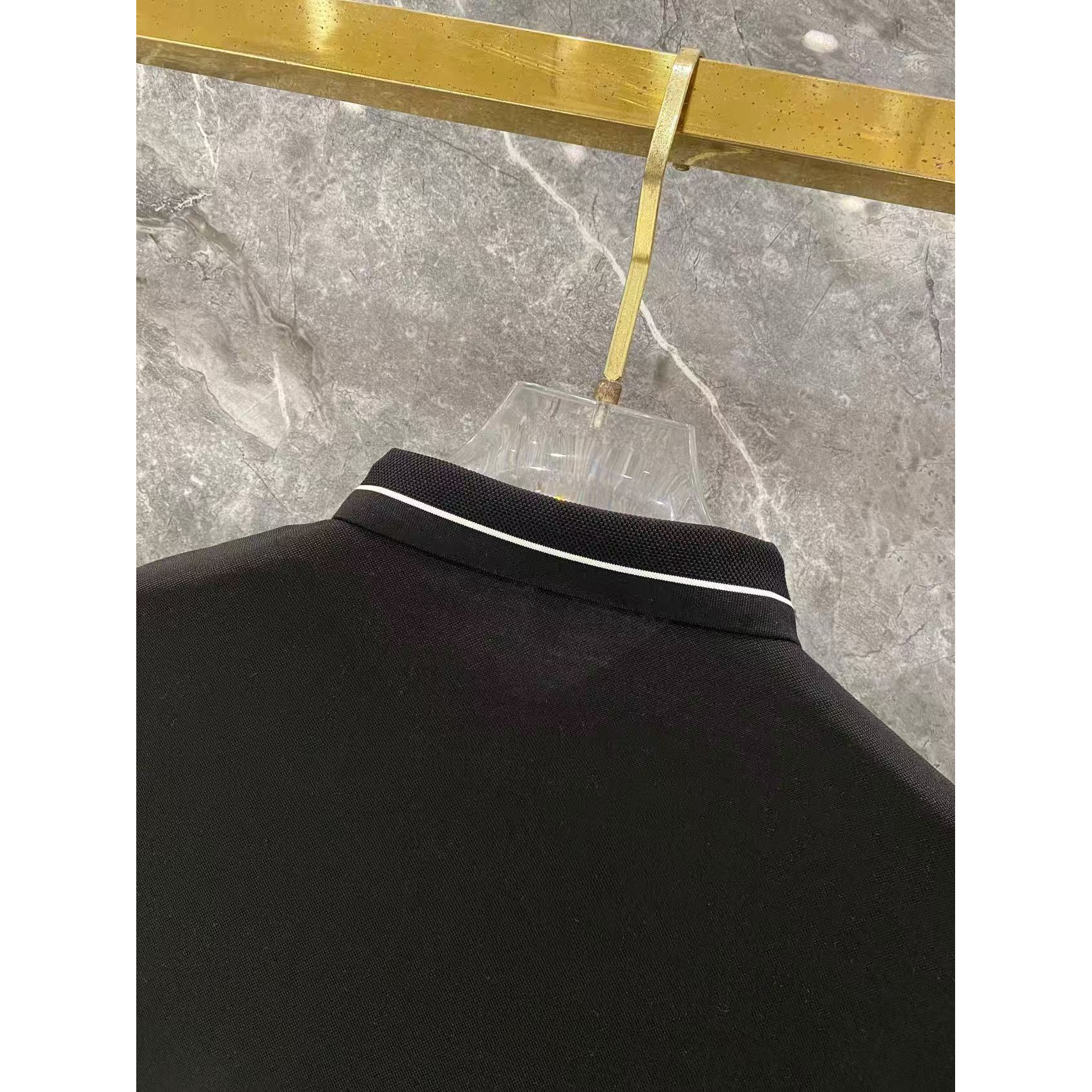 <p>&nbsp;LOEWE 秋冬长袖Polo(783021)</p>