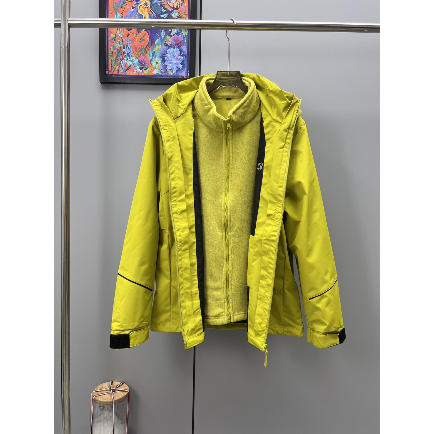 <p>KOLON SPORT KR系列冲锋衣外套(青绿)</p>
