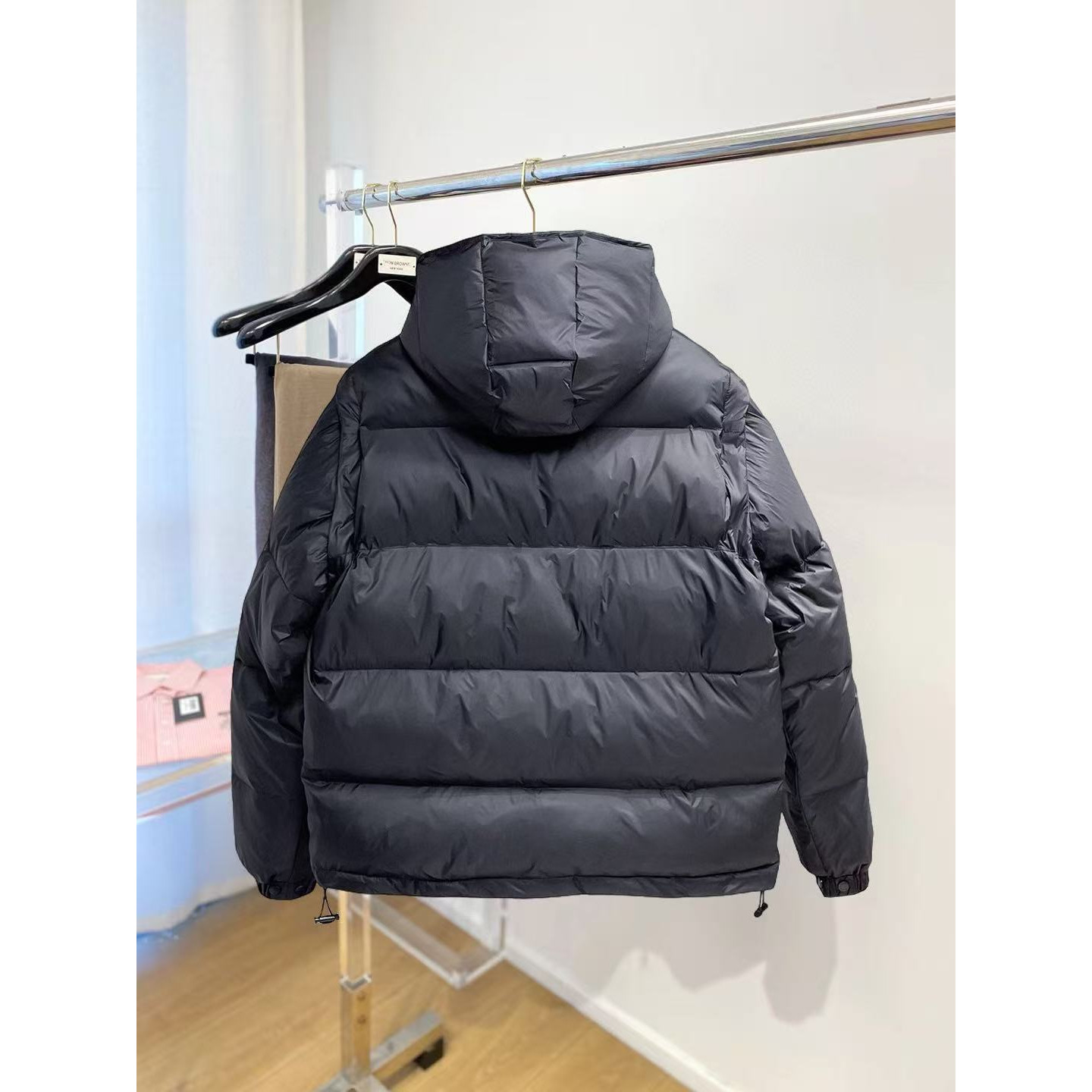 <p>MONCLER 秋冬新款羽绒服(黑)</p>