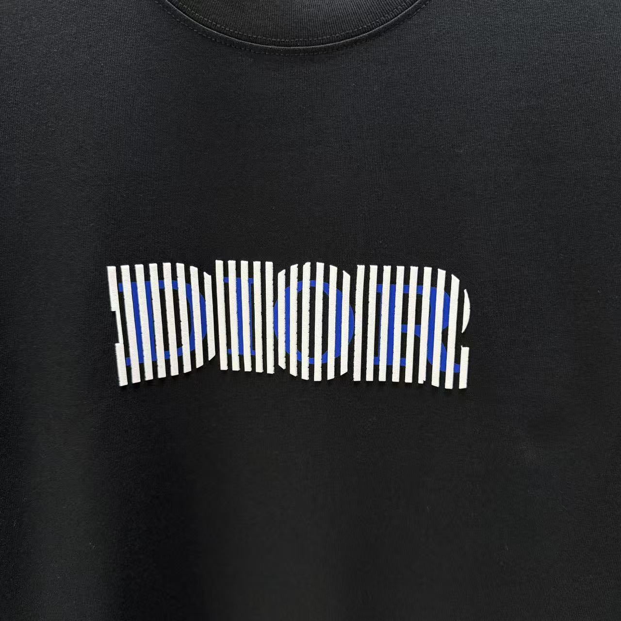 <p>DIOR 短袖T恤(黑)</p>