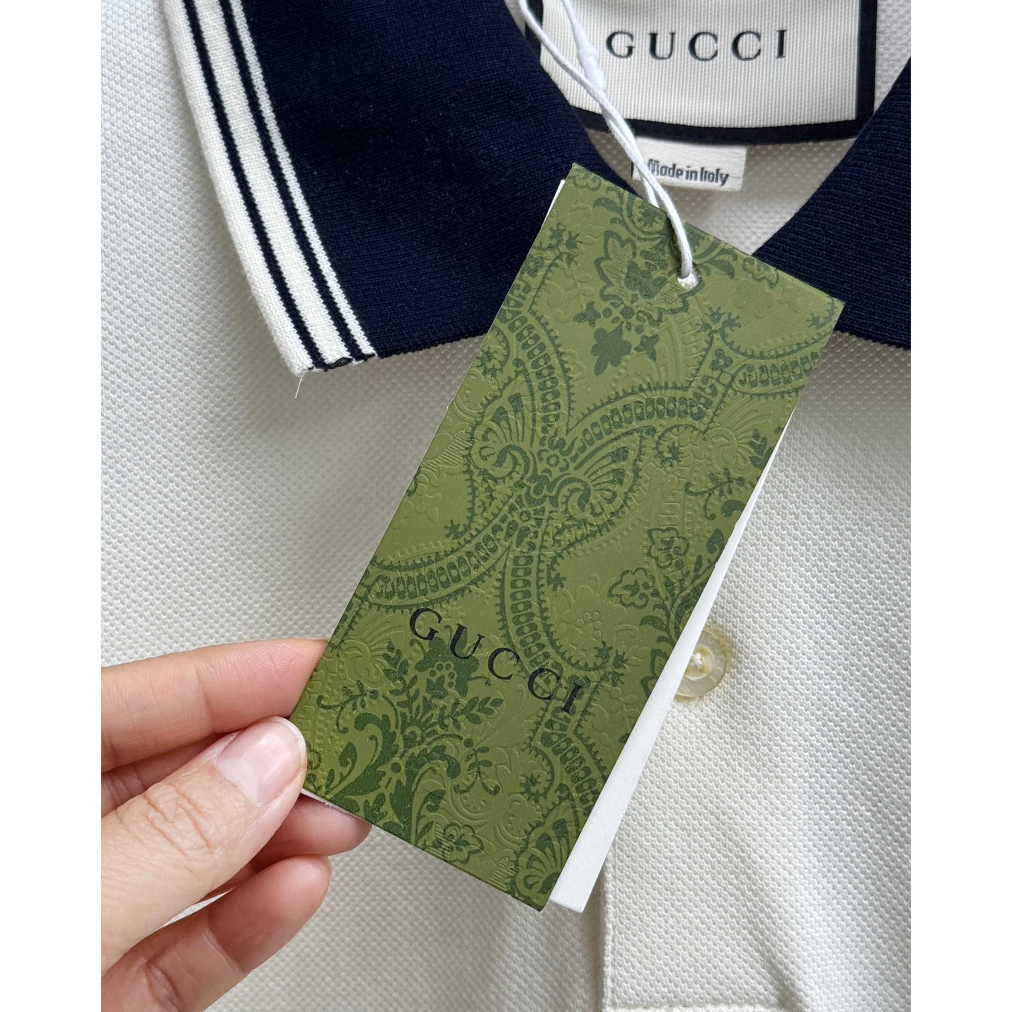 <p>GUCCI&nbsp;短袖翻领polo衫(白)</p>