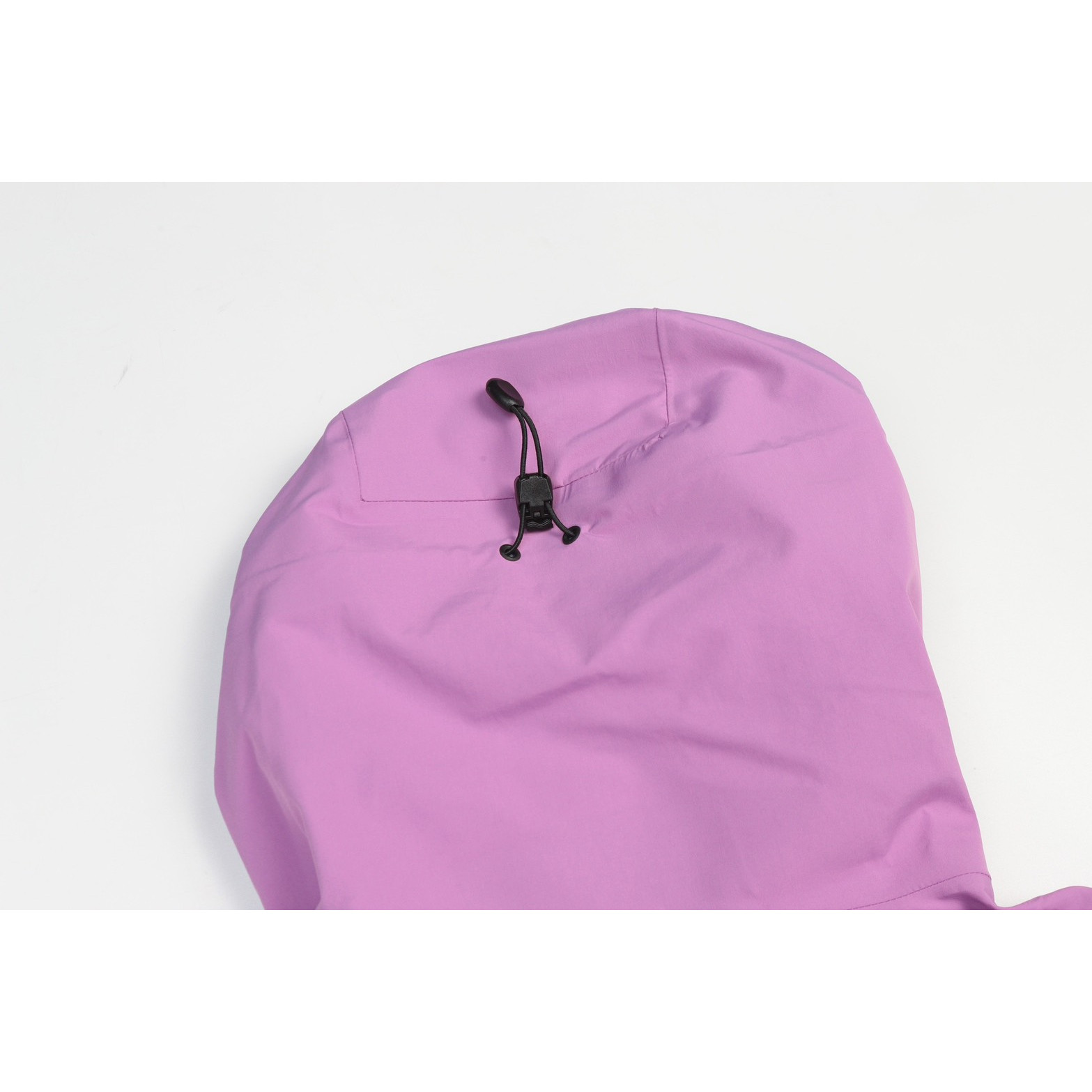 <p>Arc'teryx Bate SL 轻质透气连帽冲锋衣(粉)</p>