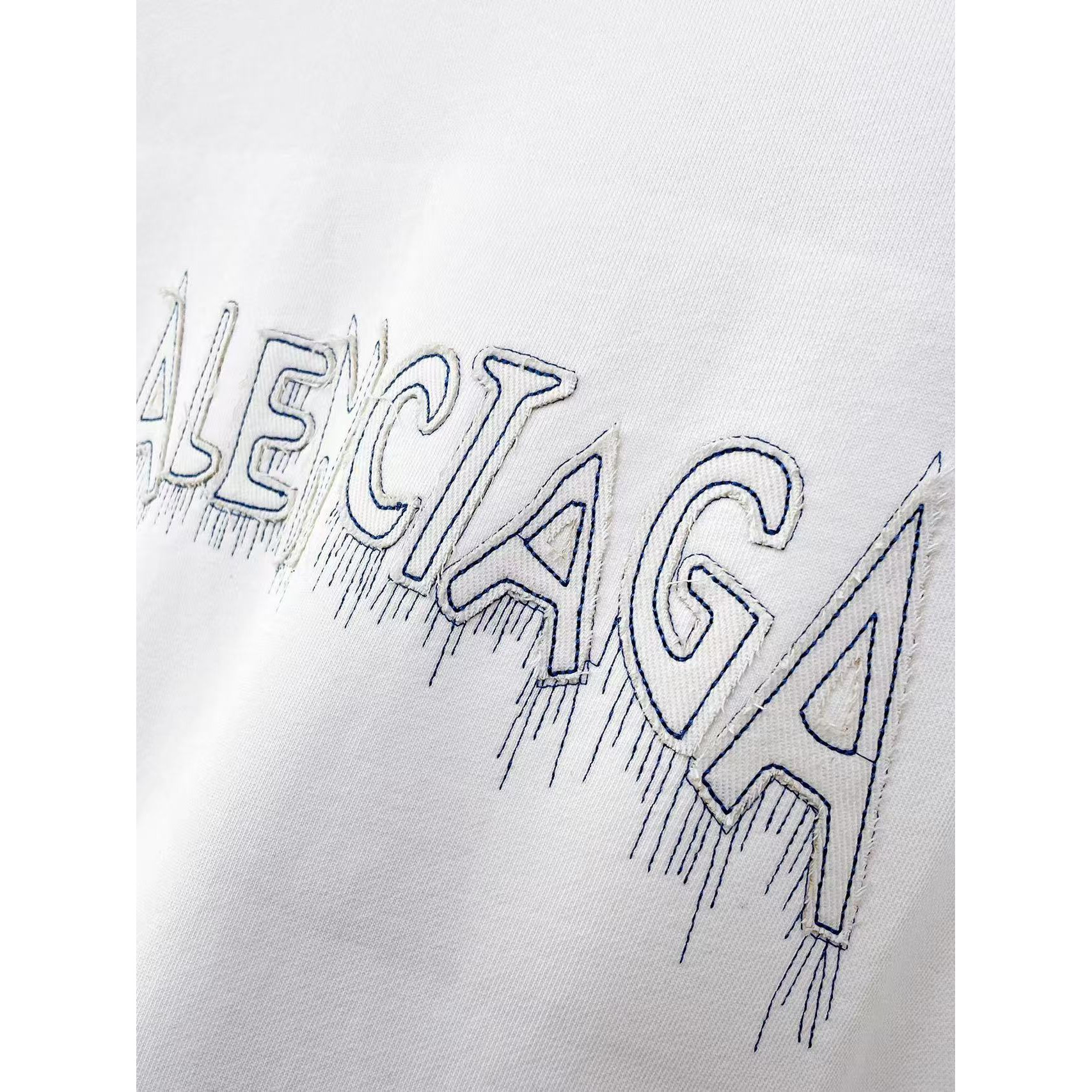 <p>Balenciaga 圓領長袖T恤(白)</p>