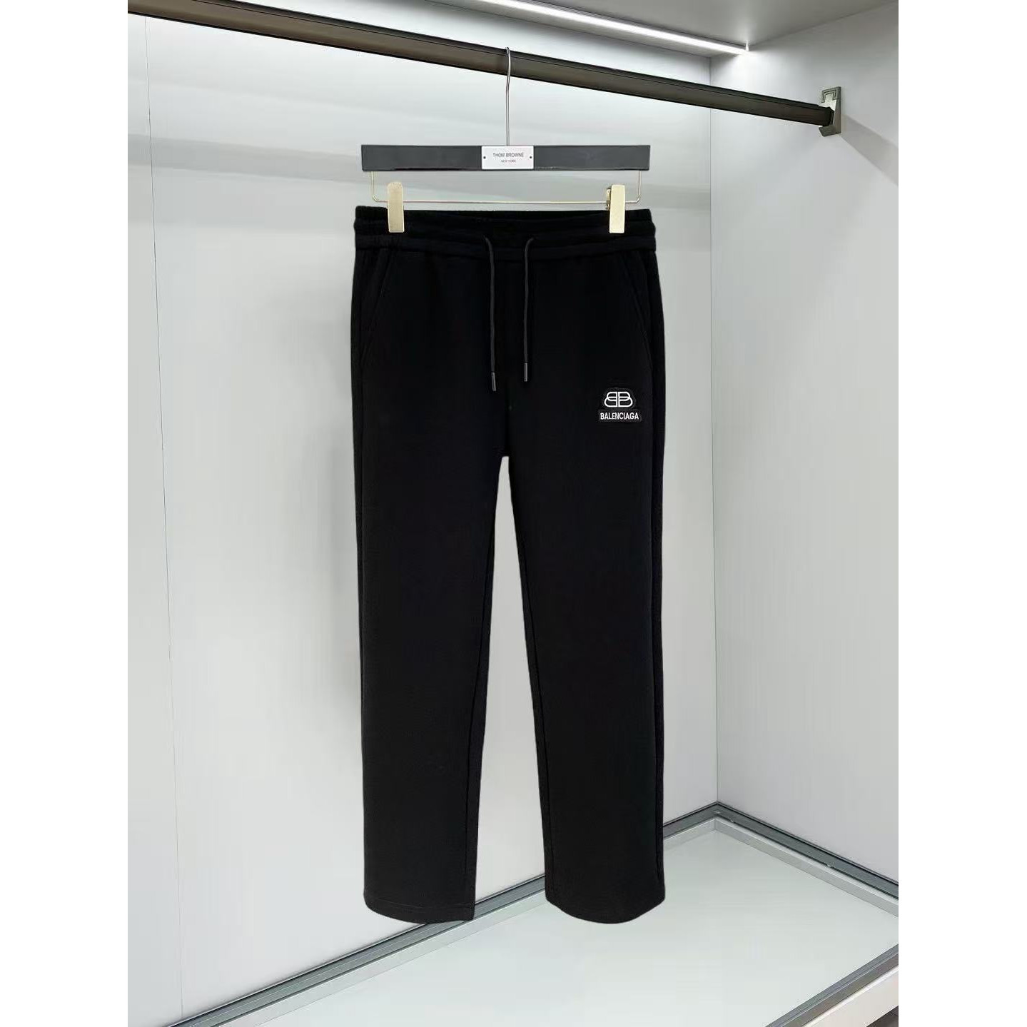 <p>Balenciaga 男士长裤(782444)</p>
