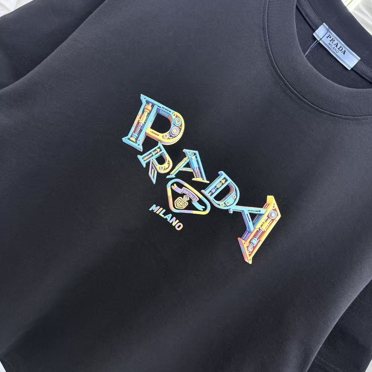 <p>Prada 圓領T恤</p>