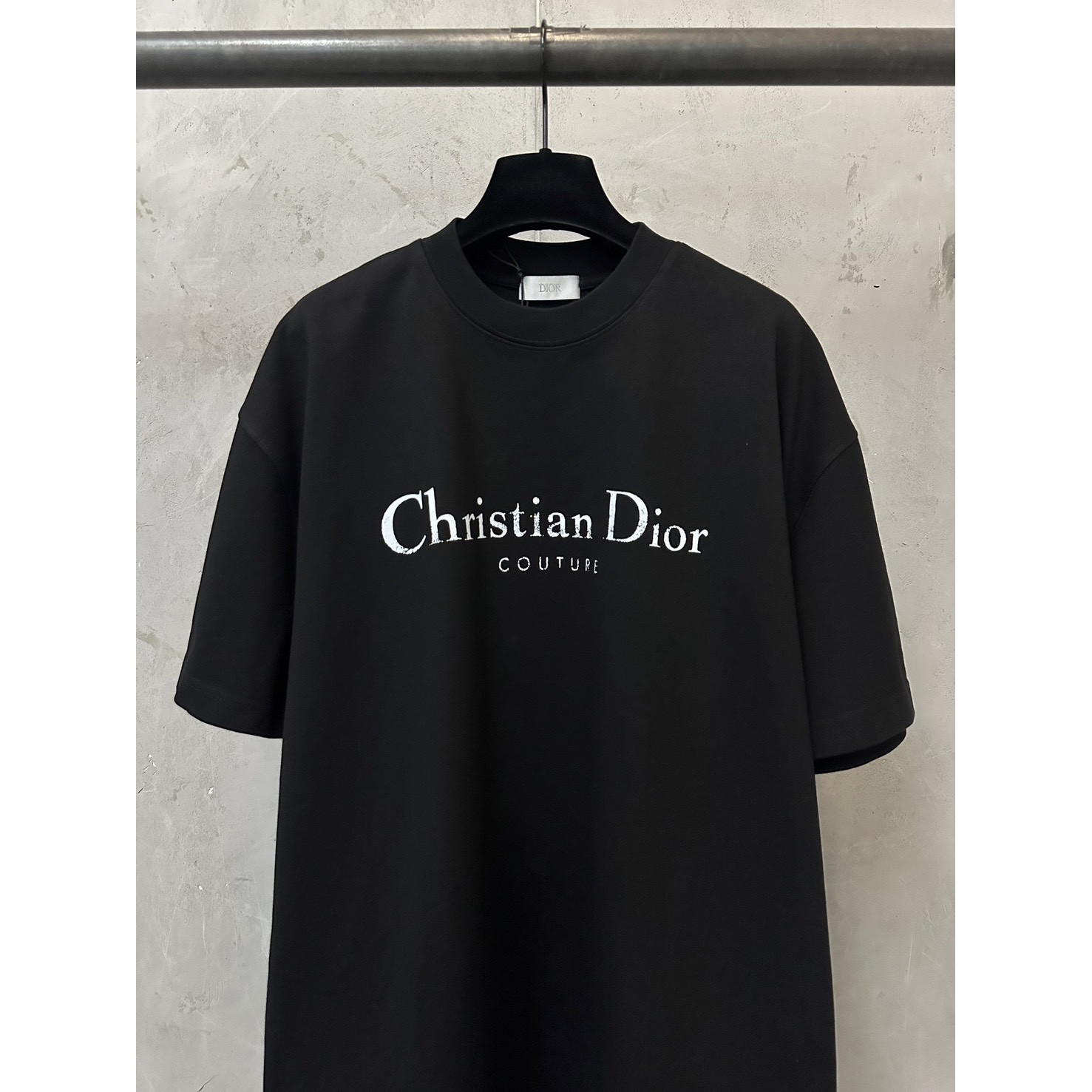 <p>Dior logo印花短袖T恤(黑)</p>