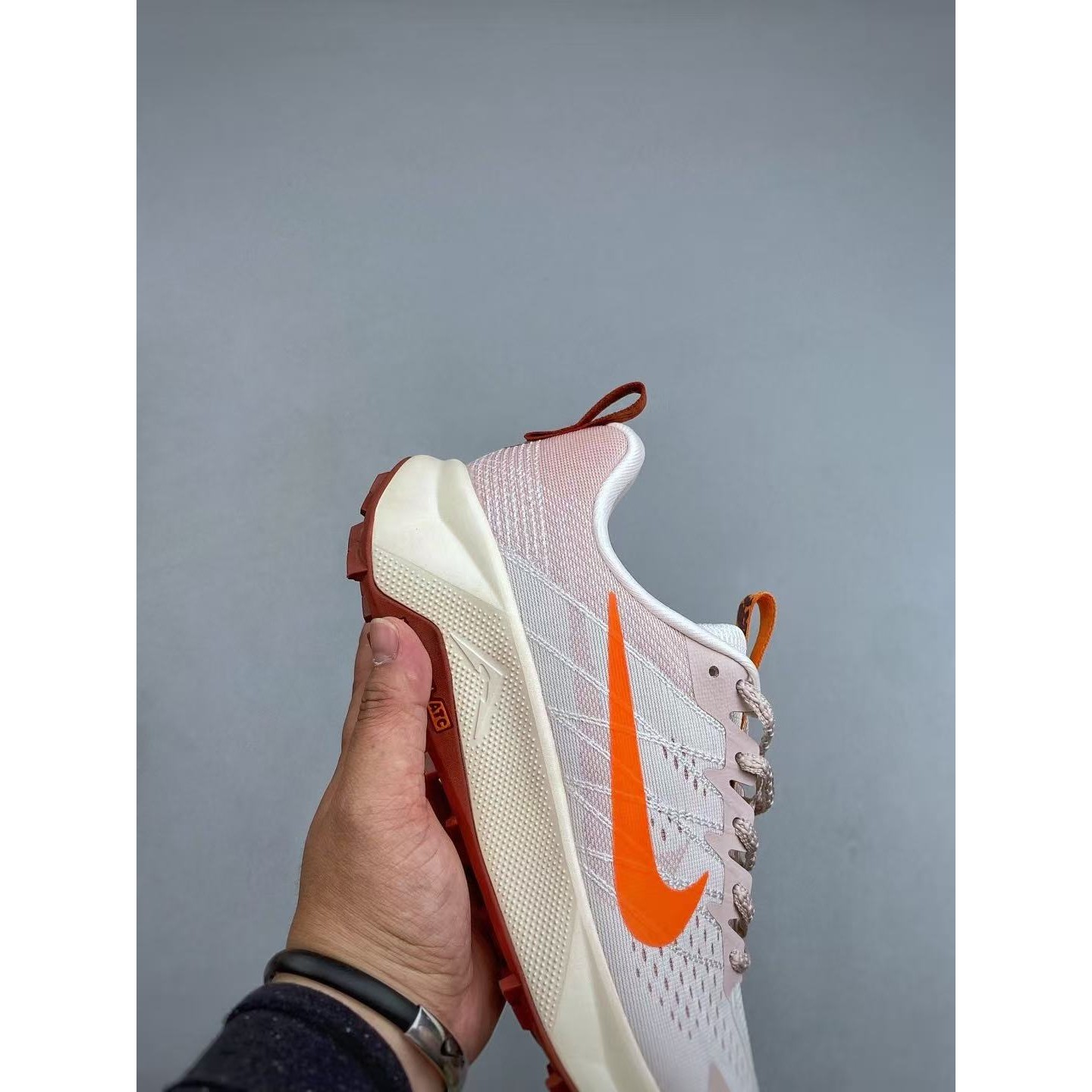 <p>NIKE REACTX Wildhorse 10 户外运动越野跑步鞋(紅)</p>