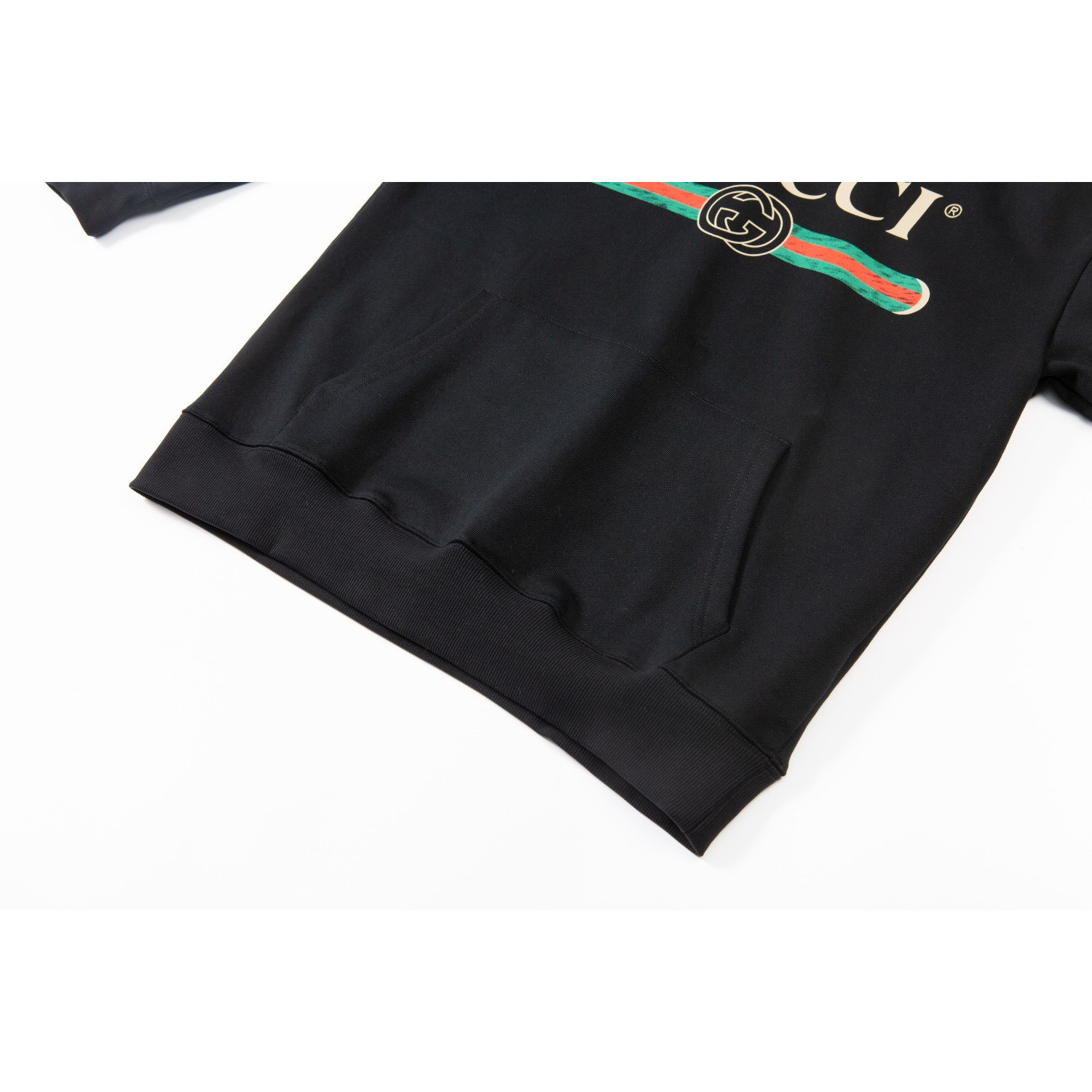 <p>Gucci logo印花连帽卫衣(黑)</p>