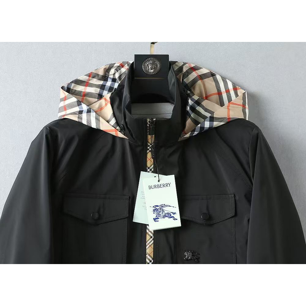 <p>BURBERRY 男士夹克外套(黑)</p>