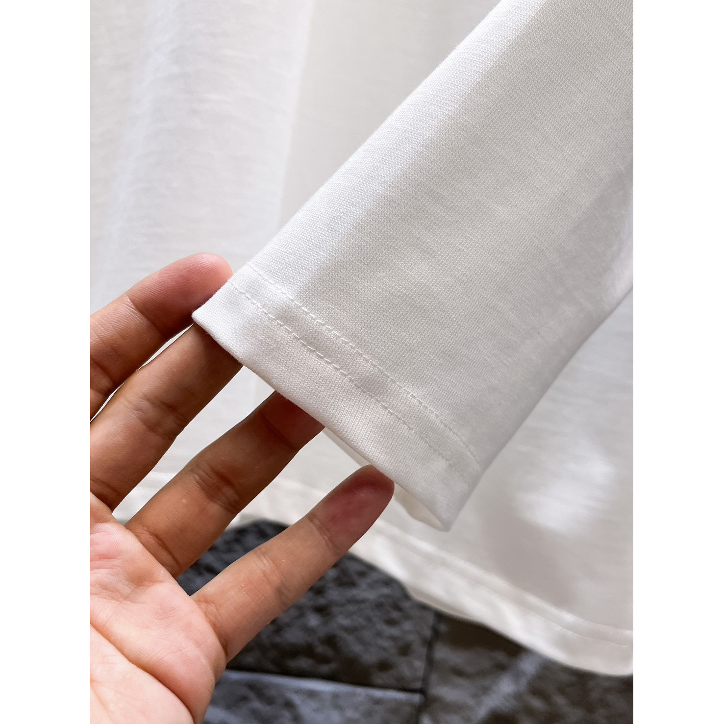 <p>BURBERRY 长袖T恤(白)</p>