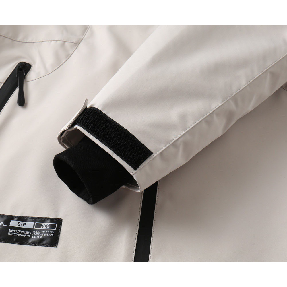 <p>Arc'teryx 新款男士夹克外套</p>