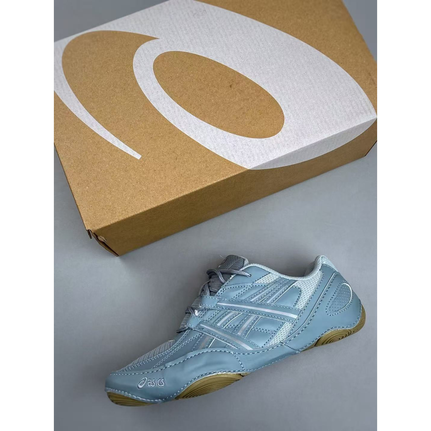 <p>Asics Hypersync&nbsp; 薄底德训鞋(藍)</p>