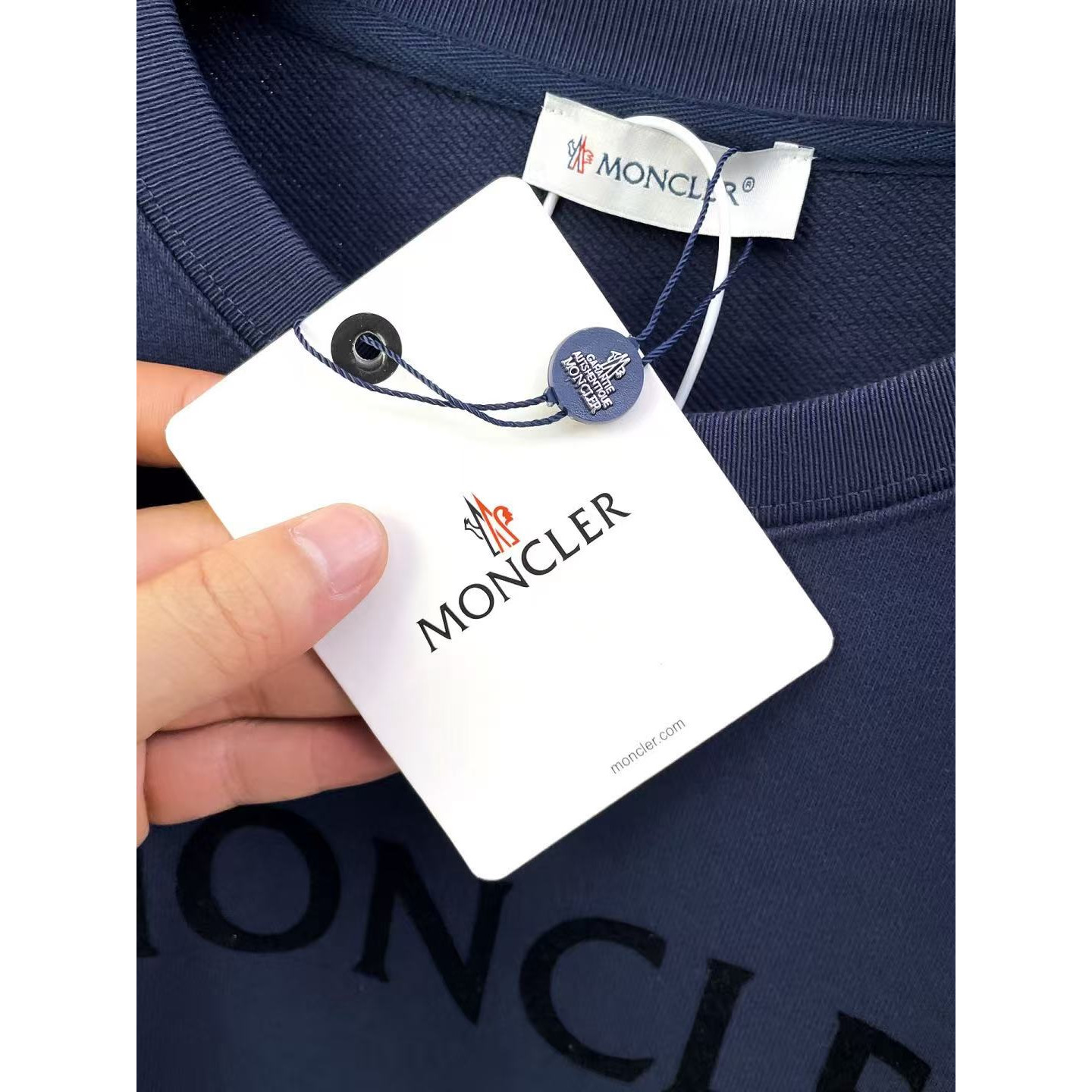 <p>MONCLER 圆领卫衣(藍)</p>