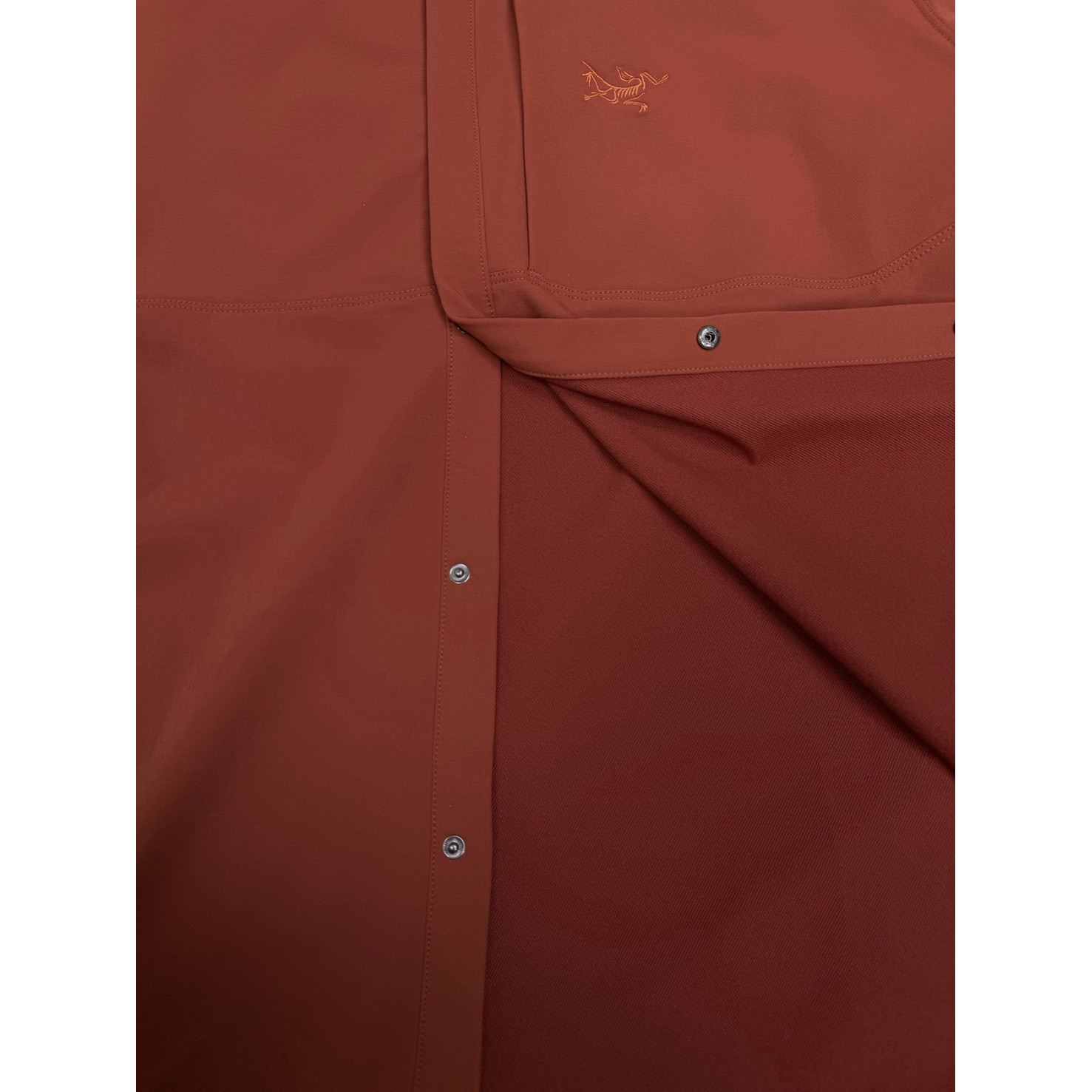 <p>Arc'teryx 情侣款翻领夹克外套(橙色)</p>