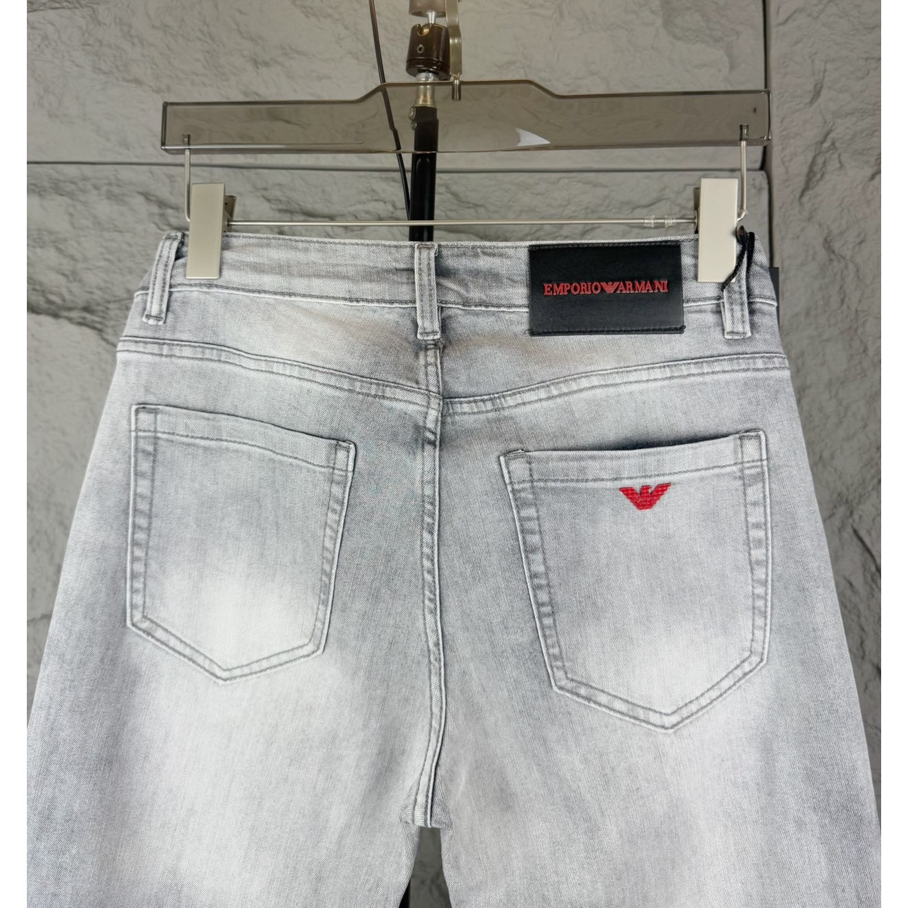<p>Giorgio_Armani 牛仔褲</p>