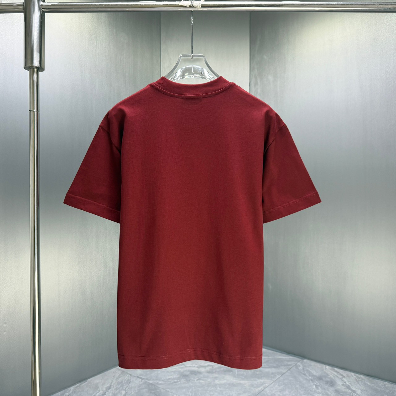 <p>Moncler 短袖T恤(紅)</p>