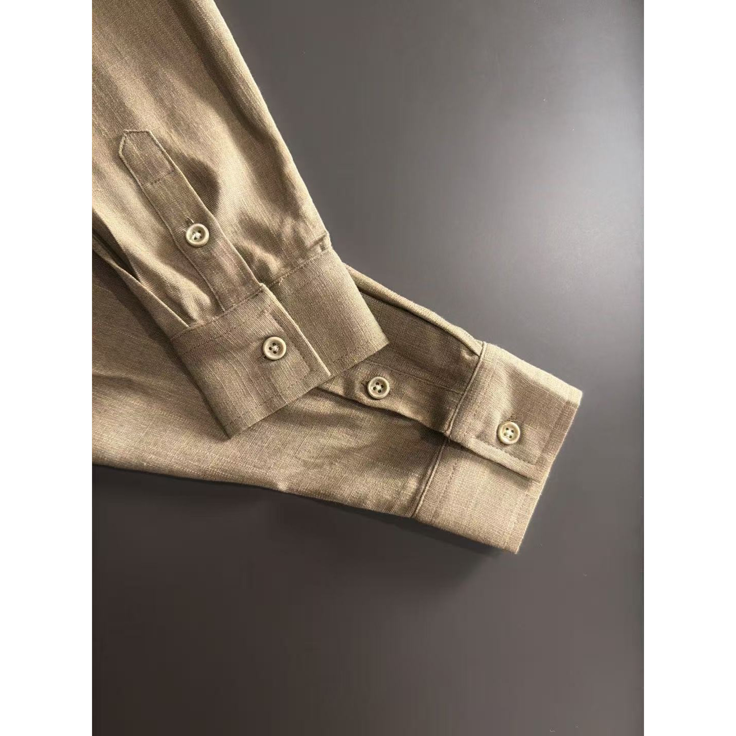 <p>BURBERRY 亚麻衬衫套装(卡其)</p>