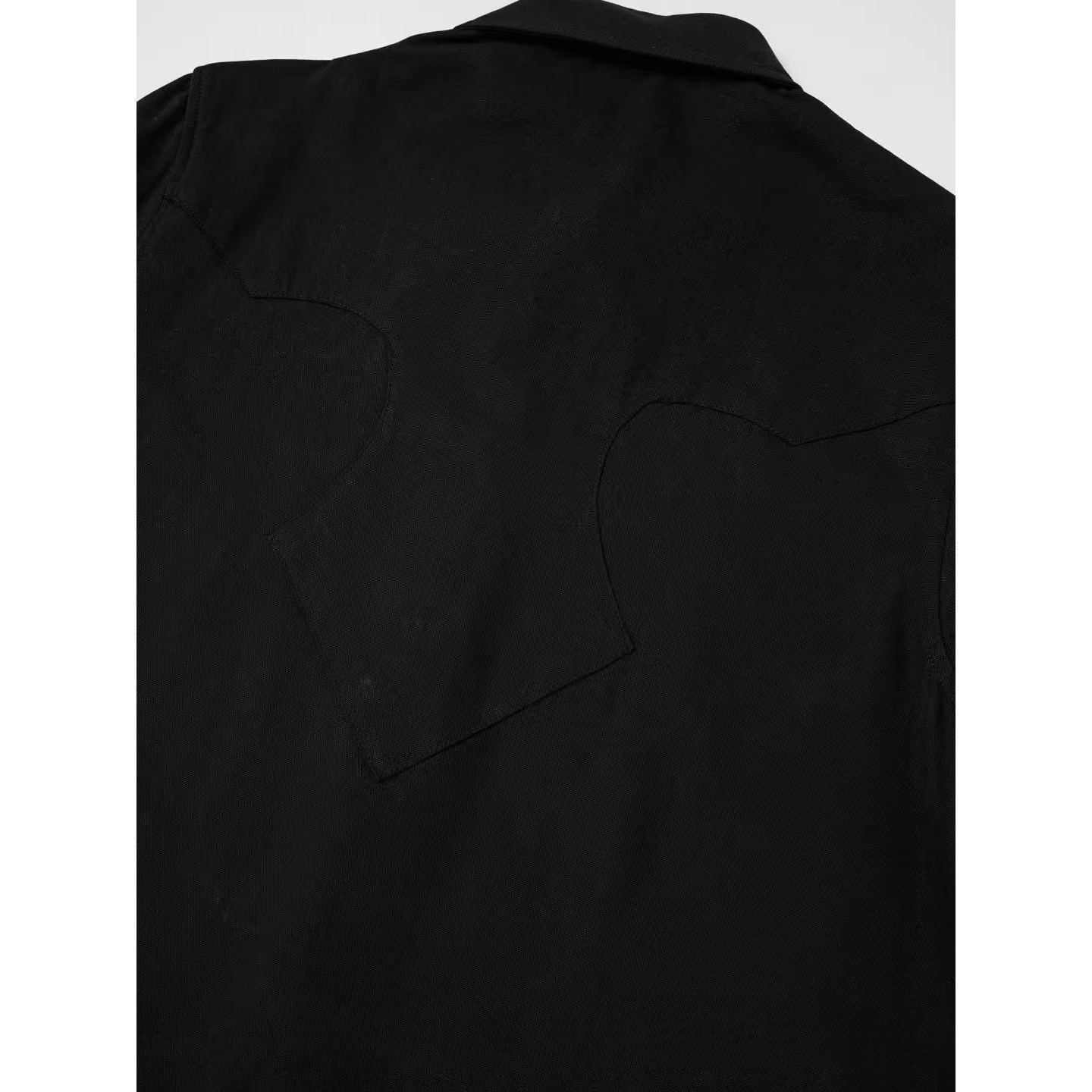 <p>CHROME HEARTS Vintage火焰拼皮工装长袖衬衫(黑)</p>
