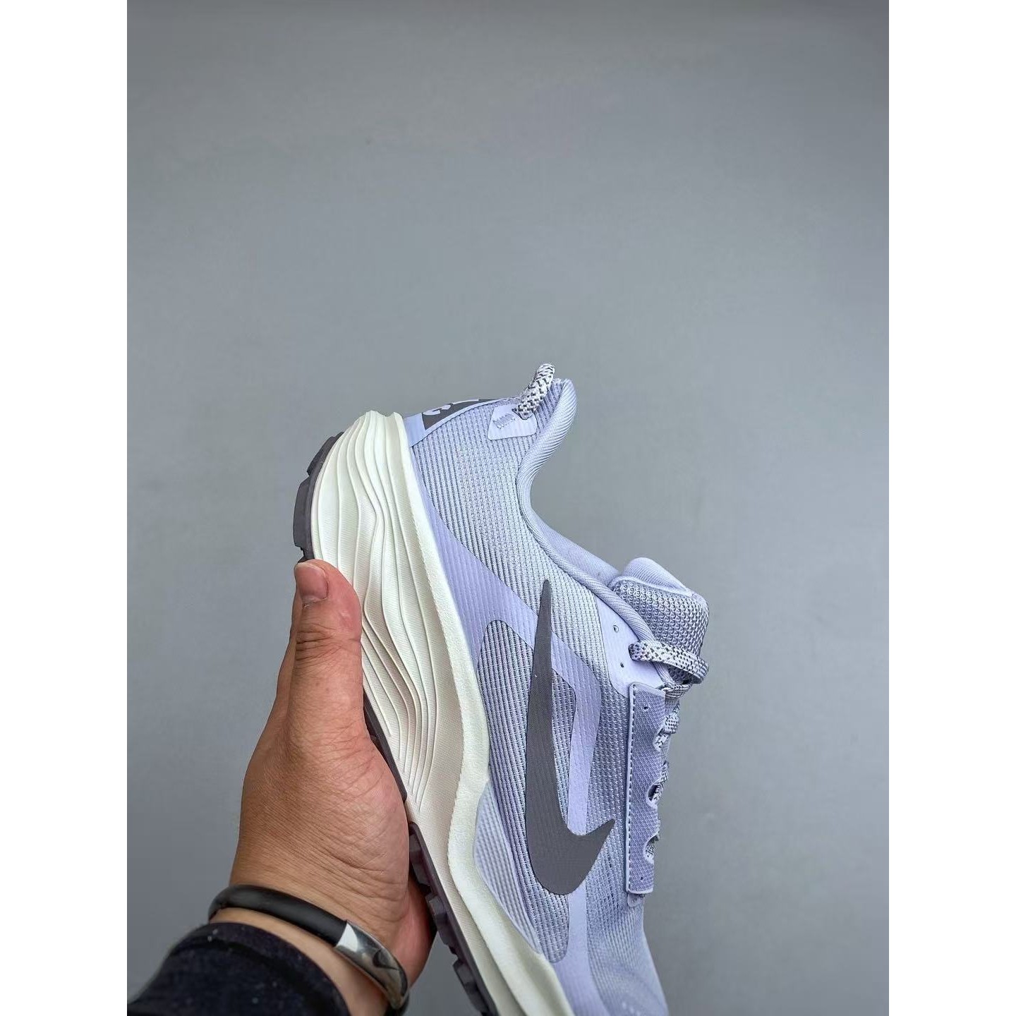 <p>NIKE ACG 户外低帮徒步鞋(藍)</p>