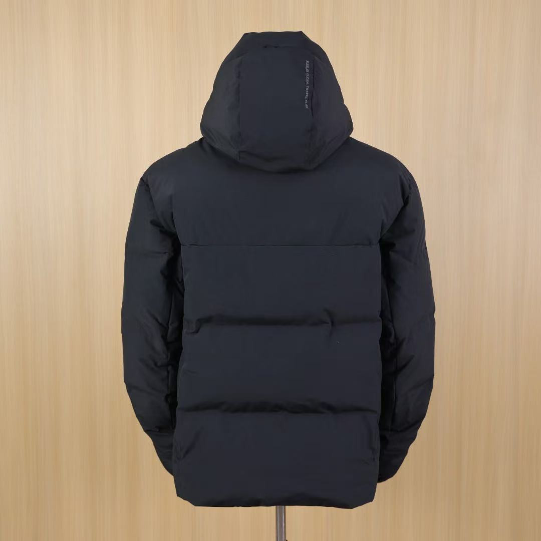 <p>KAILAS 达古冬季户外抗寒加厚登山防风服(黑)</p>