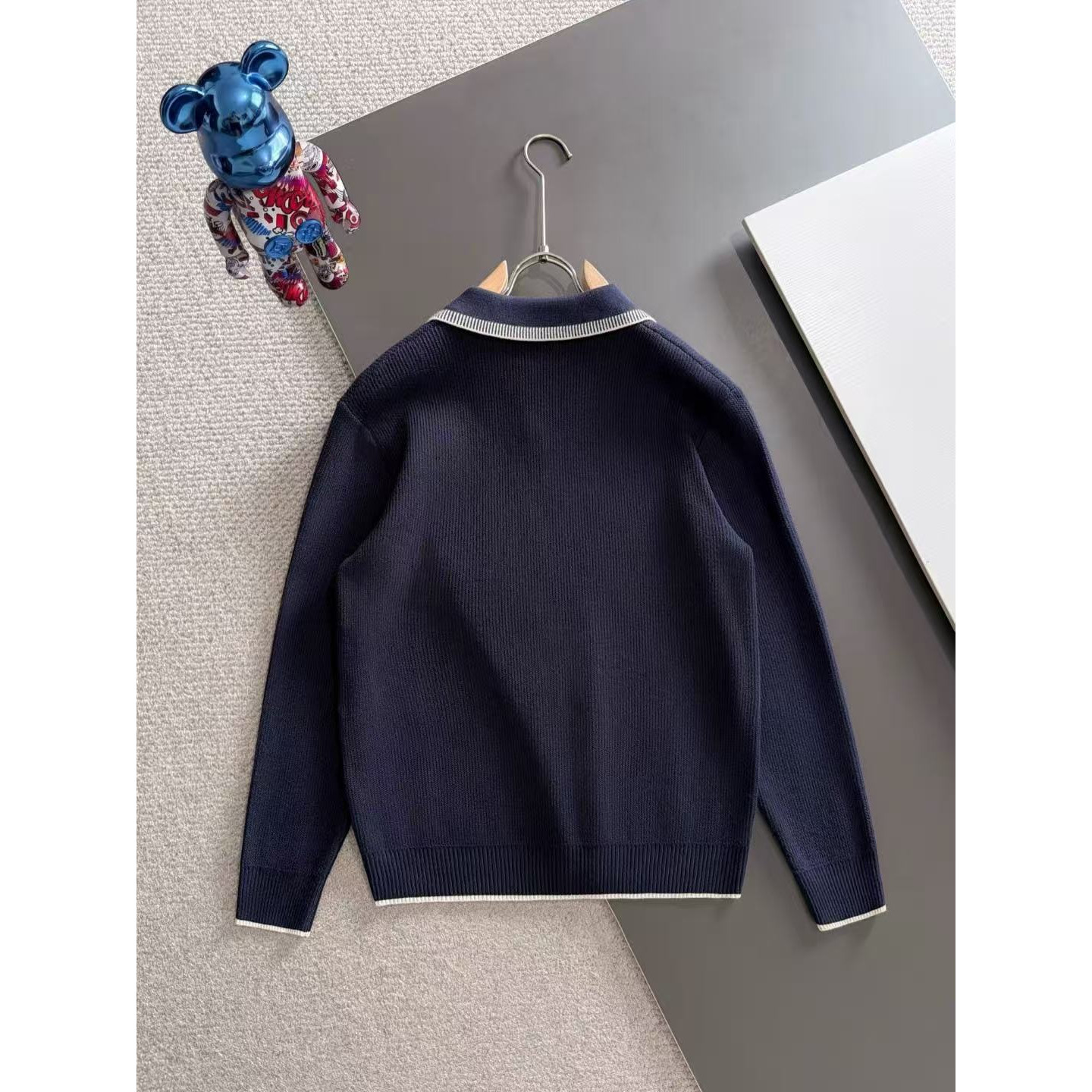 <p>MONCLER&nbsp;秋冬官网最新毛衣(藍)</p>