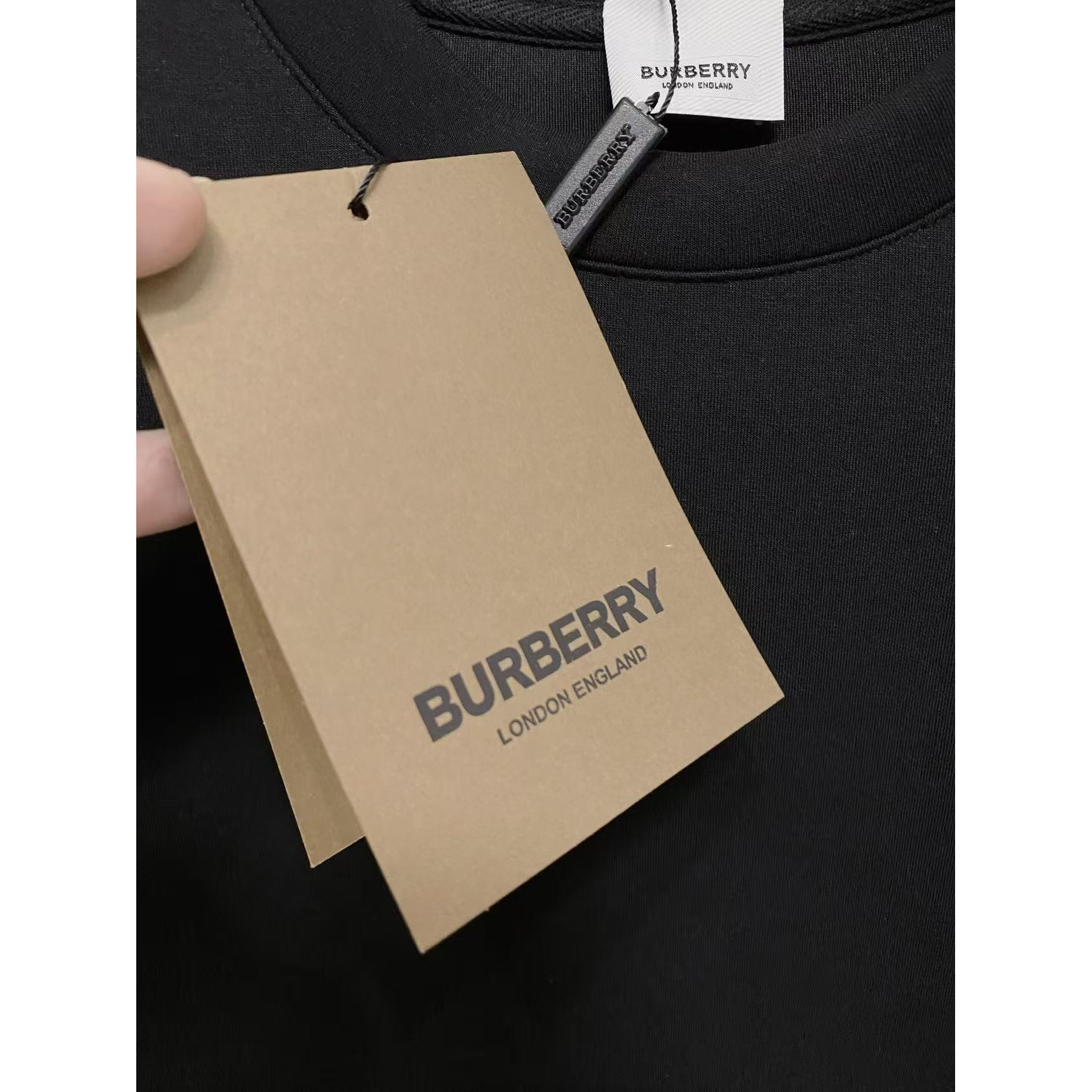 <p>BURBERRY 太空棉卫衣(黑)</p>