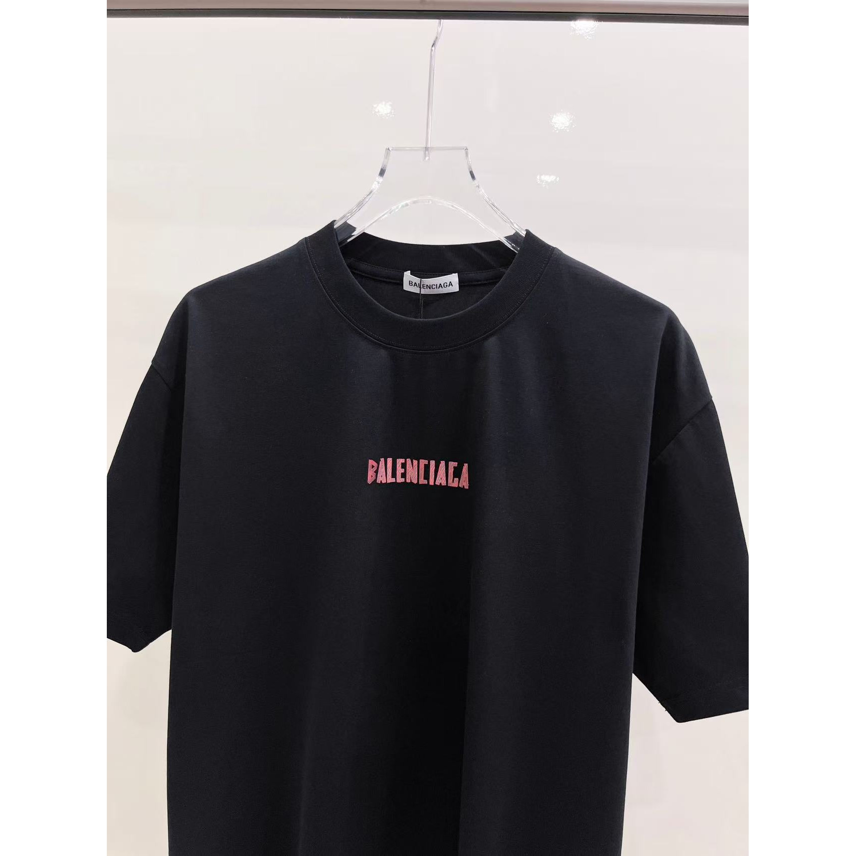 <p>Balenciaga&nbsp;圓領短袖T恤(黑)</p>