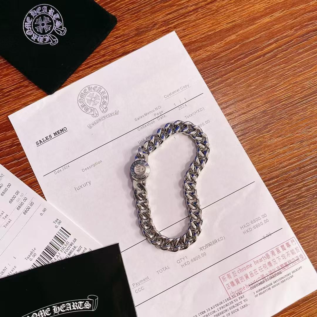 <p>CHROME HEARTS 手鍊</p>