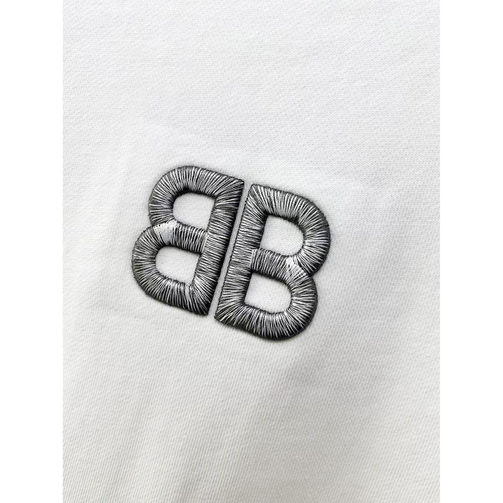 <p>Balenciaga 圓領長袖T恤(白)</p>
